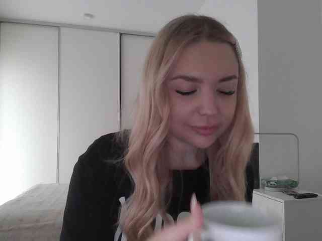 pinkpanther8899 webcam