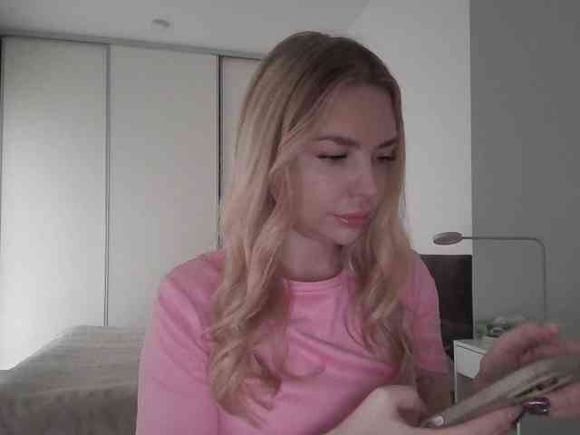 pinkpanther8899 webcam