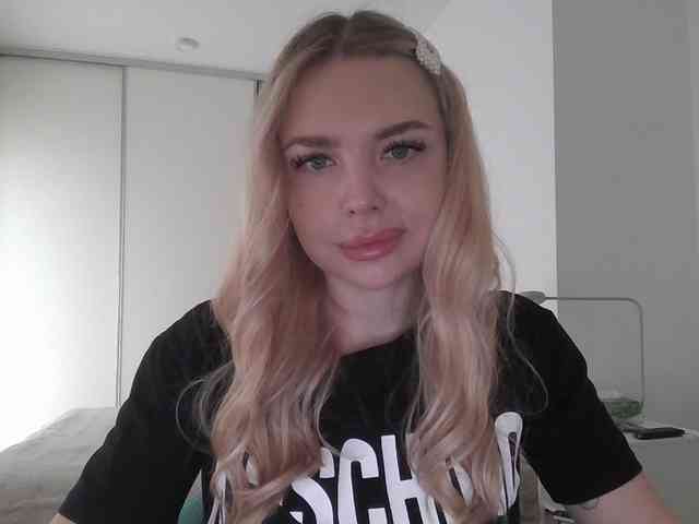 pinkpanther8899 webcam