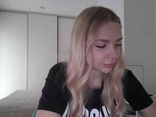pinkpanther8899 webcam