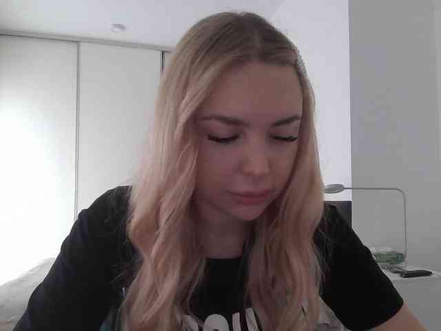 pinkpanther8899 webcam