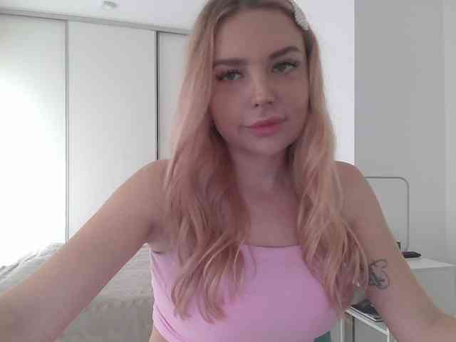 pinkpanther8899 webcam