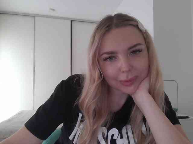 pinkpanther8899 webcam