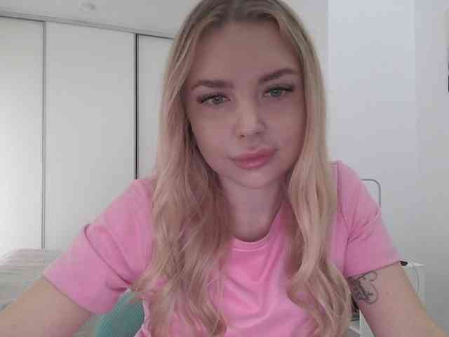pinkpanther8899 webcam