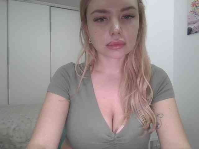 pinkpanther8899 webcam