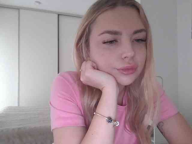 pinkpanther8899 webcam