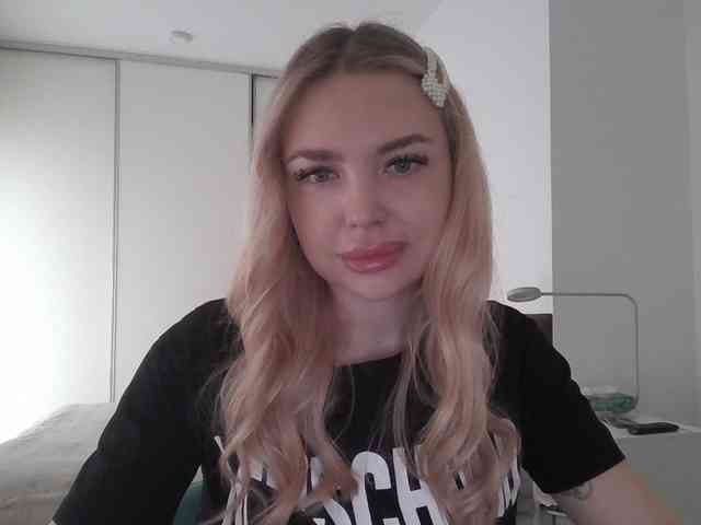 pinkpanther8899 webcam