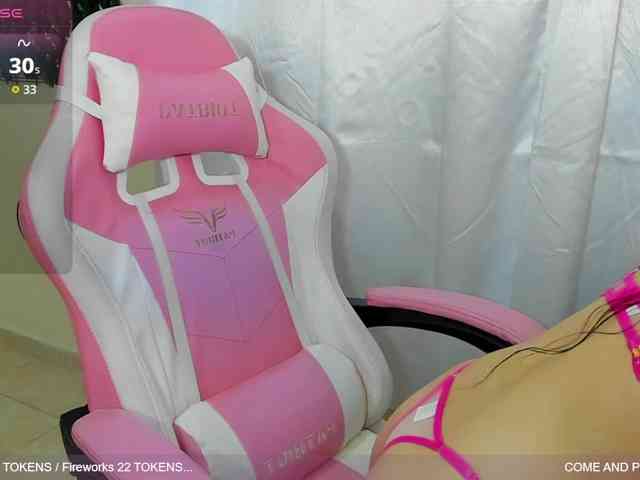 SweetieandJuiicy webcam