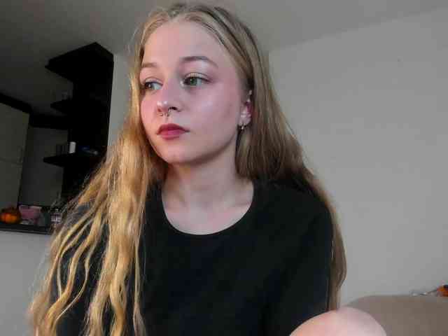 MiaMeowa webcam