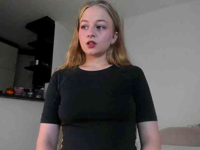 MiaMeowa webcam