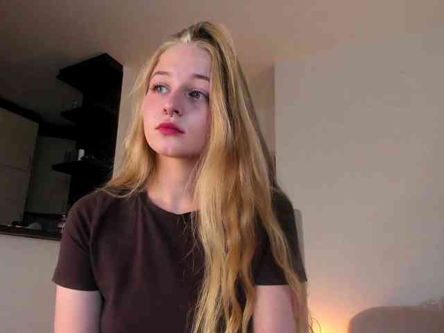 MiaMeowa webcam