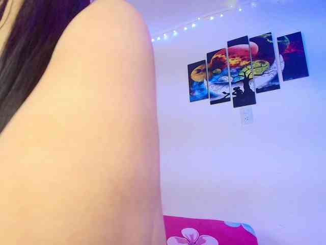 lazzy-blake webcam
