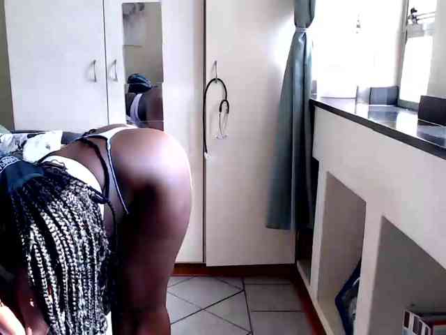 FitBlair66 webcam