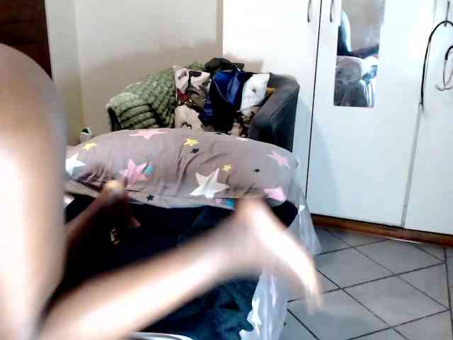 FitBlair66 webcam
