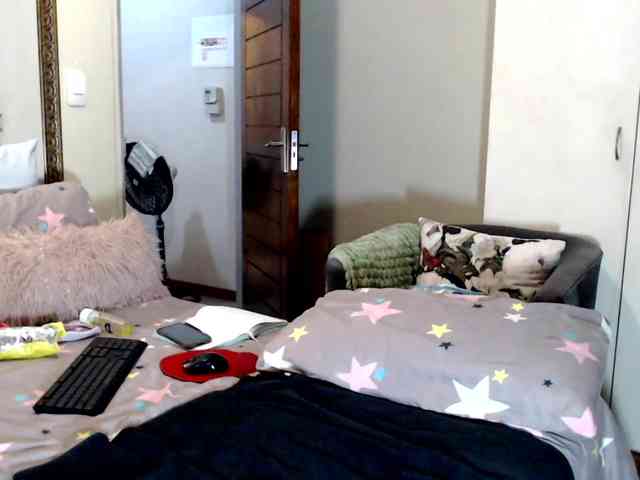 FitBlair66 webcam