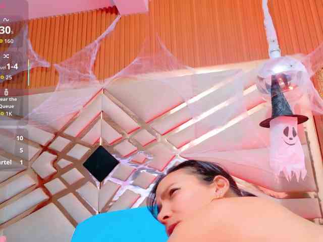 Sexyladyandhot webcam