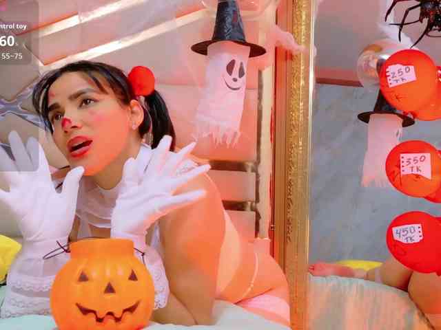 Sexyladyandhot webcam