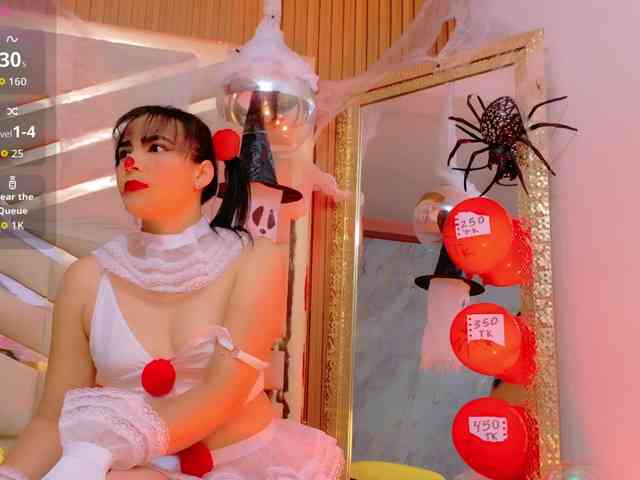 Sexyladyandhot webcam