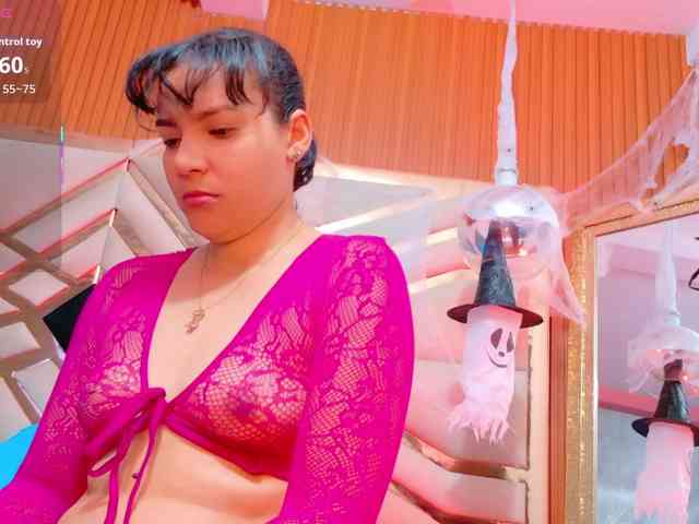Sexyladyandhot webcam