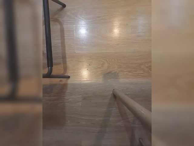 Entra en el chat con el modelo Nepechalka Nepechalka