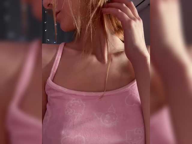 Entra en el chat con el modelo MisaMarkisa MisaMarkisa