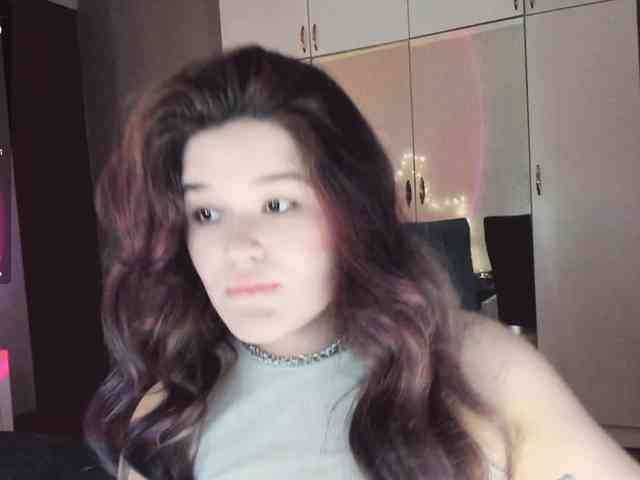 JulySlowdive webcam