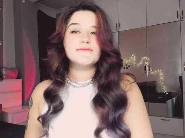 JulySlowdive webcam