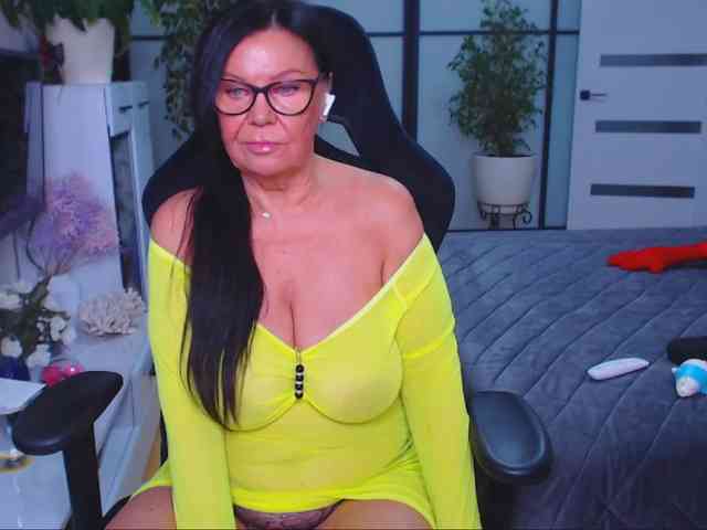 xMatureDesire webcam