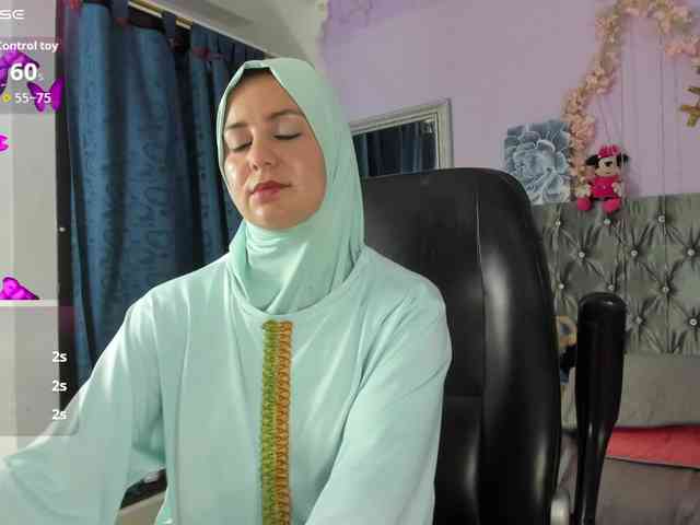 BadraSaadi webcam