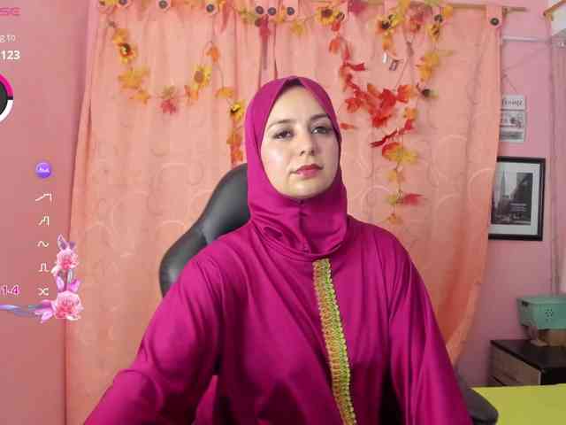 BadraSaadi webcam