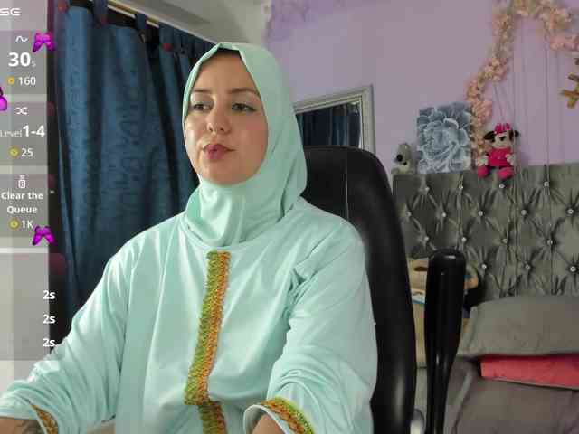 BadraSaadi webcam