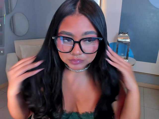 GabriellaLee webcam