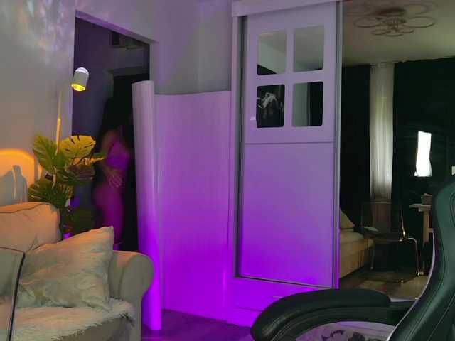 Entrez le videochat erotique avec le
modèle Ivybelle Ivybelle