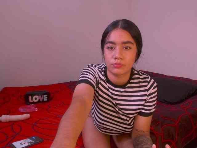isabella_tasty webcam