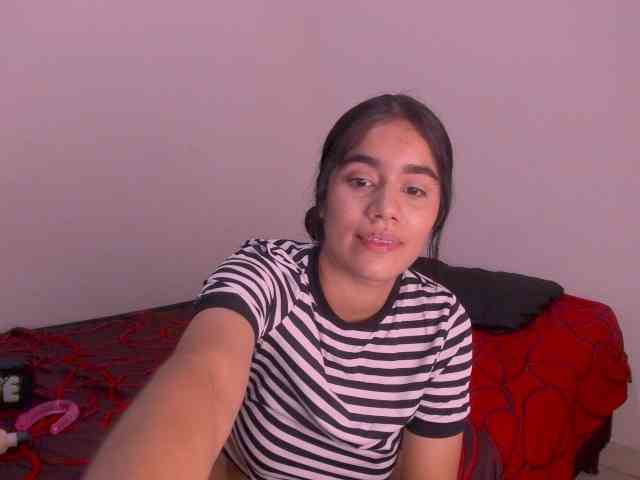 isabella_tasty webcam