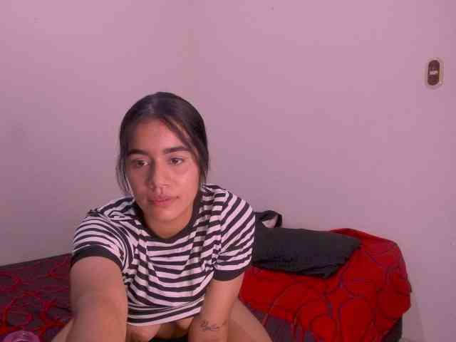 isabella_tasty webcam