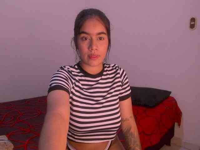 isabella_tasty webcam