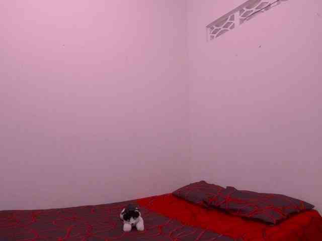 isabella_tasty webcam