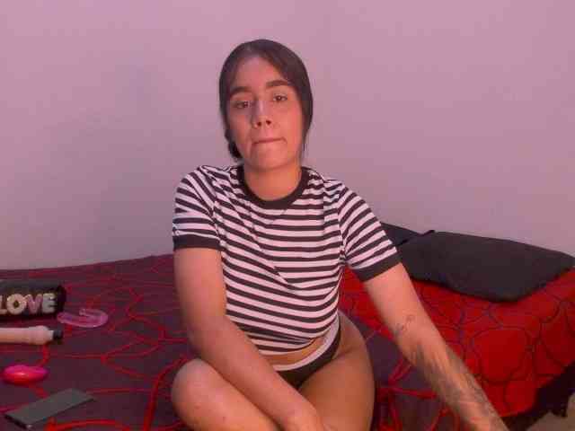 isabella_tasty webcam