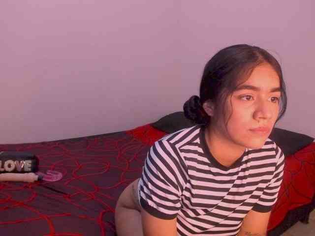 isabella_tasty webcam