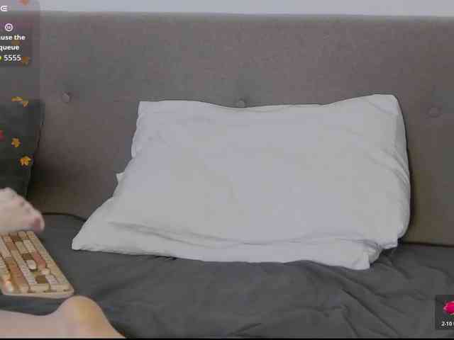 IvyNoirr webcam