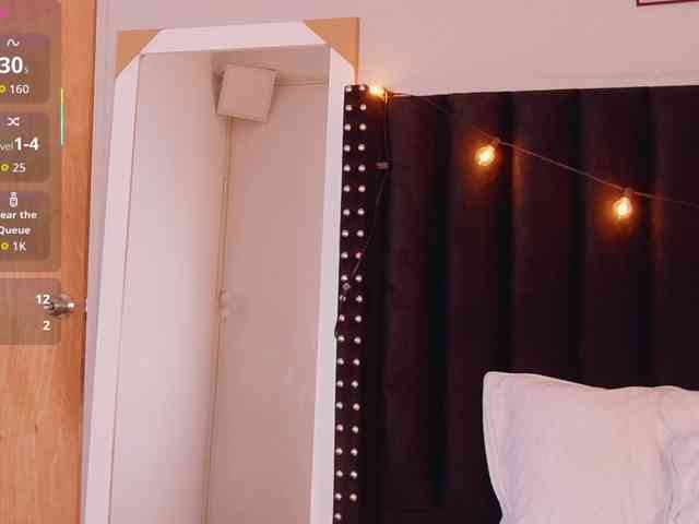 Hotlatinateacher webcam