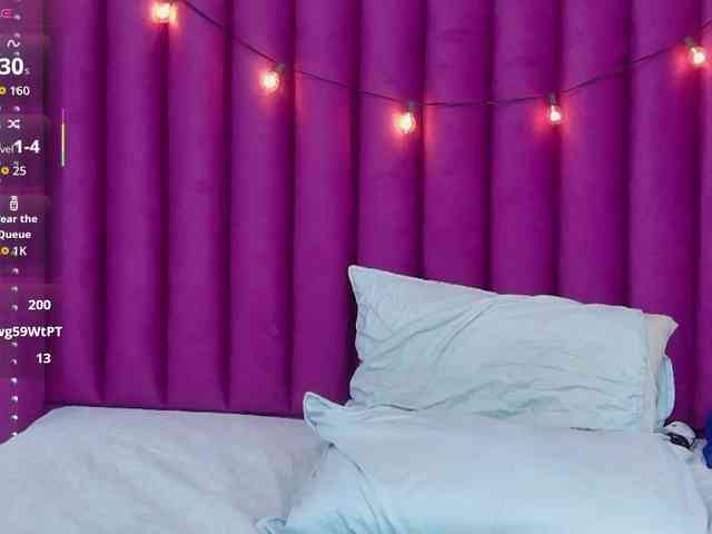 Hotlatinateacher webcam