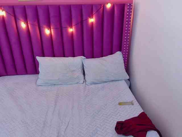 Hotlatinateacher webcam