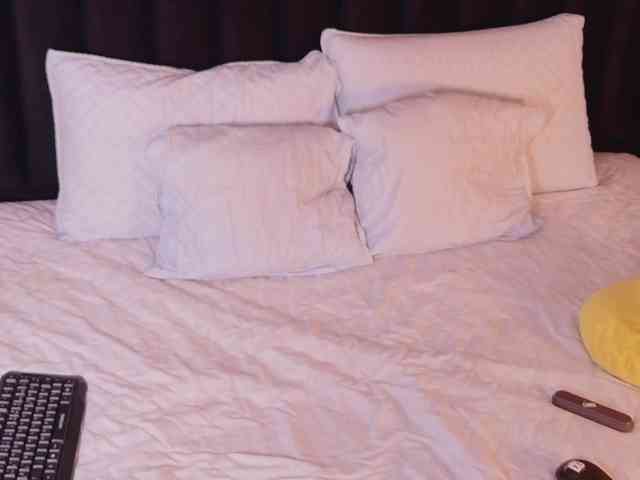 Hotlatinateacher webcam