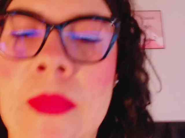 Hotlatinateacher webcam