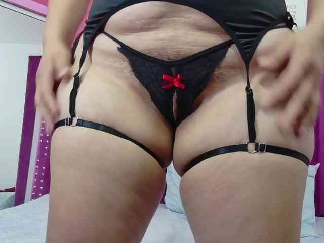 Hotlatinateacher webcam