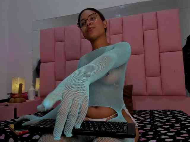 alexaandherson webcam