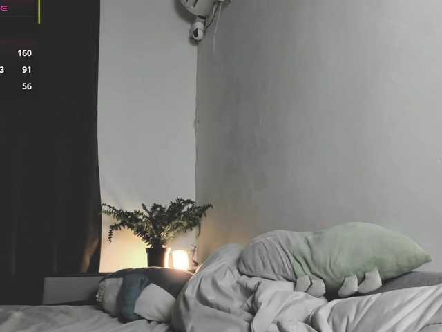 AnyaTaylorJoy_ webcam