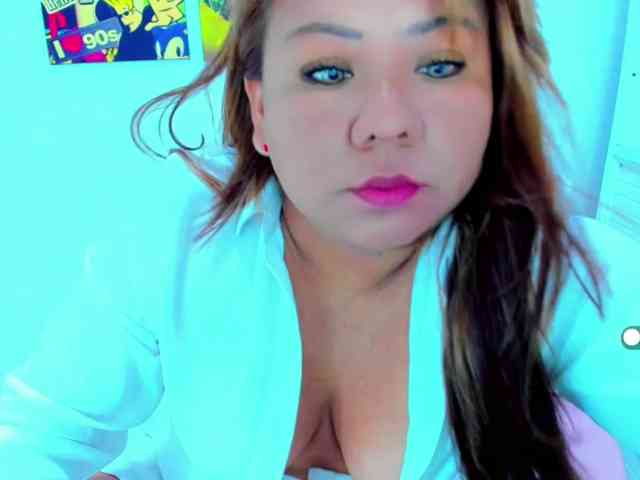 VictoriaLove webcam